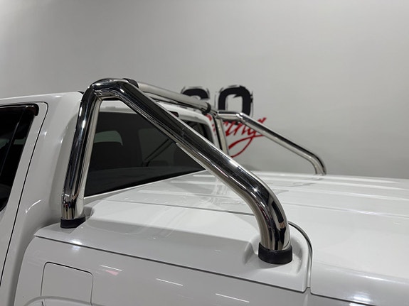 Volkswagen Amarok 6 of 15