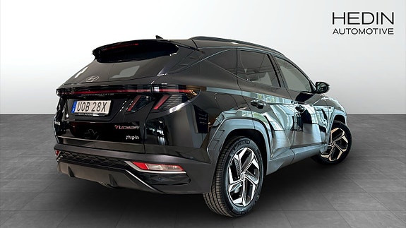 Hyundai Tucson 2 of 9