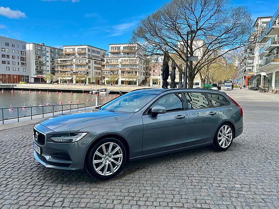 Volvo V90 4 of 6