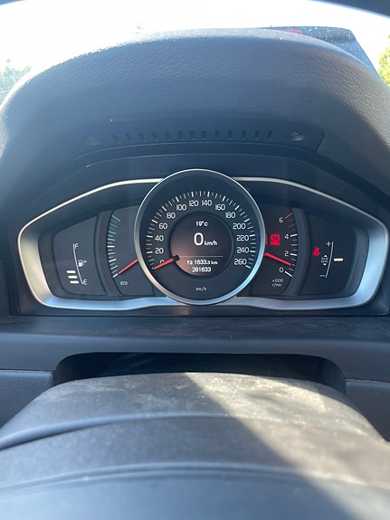 Volvo V70 4 of 14