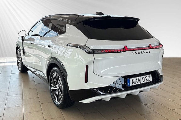 Lynk & Co 08 3 of 25