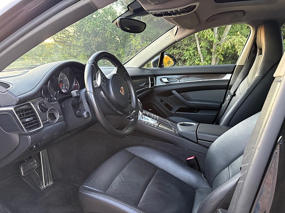 Porsche Panamera S 12 of 17