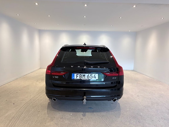 Volvo V90 4 of 16