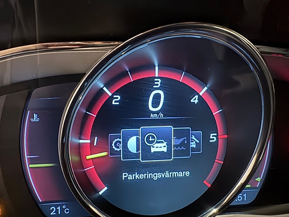 Volvo XC60 17 of 20