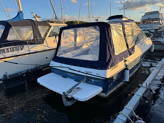 Bayliner 192 Discovery Cuddy – Bogpropeller, Ankarspel & Trailer 4 of 23