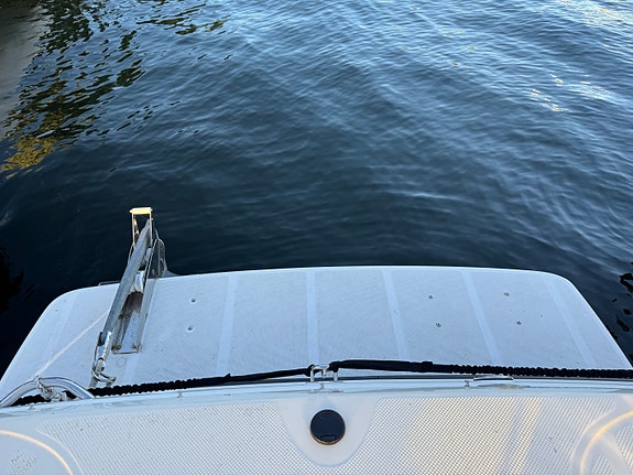 Bayliner 192 Discovery Cuddy – Bogpropeller, Ankarspel & Trailer 12 of 23
