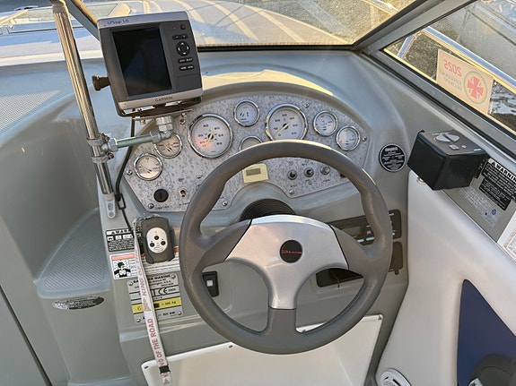 Bayliner 192 Discovery Cuddy – Bogpropeller, Ankarspel & Trailer 15 of 23
