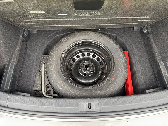 Volkswagen Golf VII 7 of 13