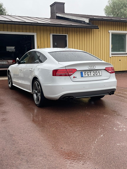 Audi S5 2 of 5