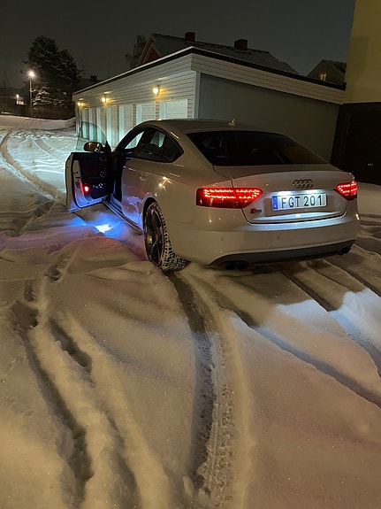 Audi S5 3 of 5