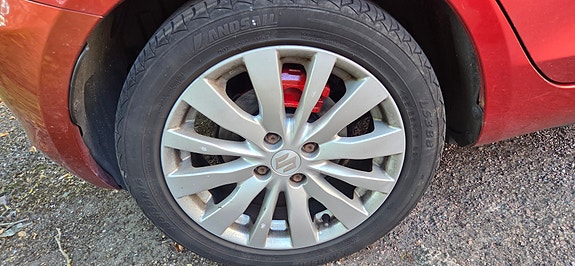 Suzuki Swift 13 of 13