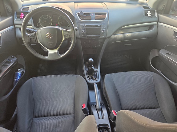 Suzuki Swift 6 of 13