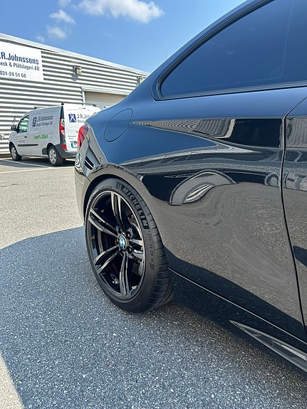 BMW M2 7 of 12