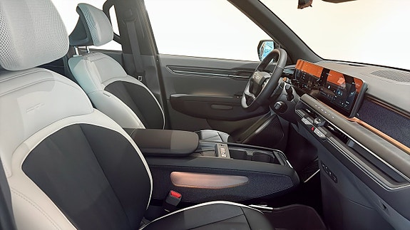 Kia EV9 3 of 17
