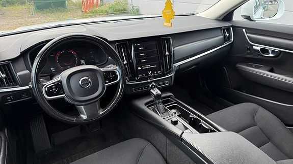 Volvo V90 Cross Country 7 of 7