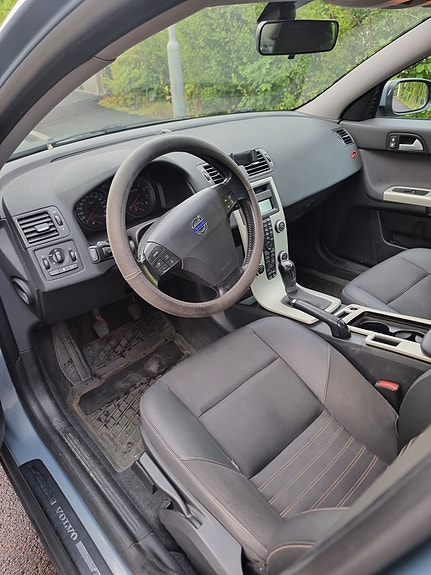 Volvo S40 4 of 5