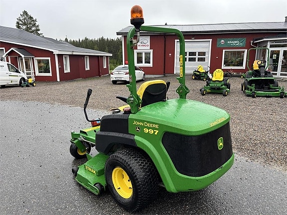 John Deere 997R Zeroturnklippare 5 of 6