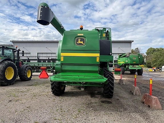 John Deere T550 SKÖRDETRÖSKA 3 of 6