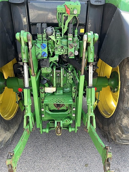 John Deere 6120M TRAKTOR STEPNOSE AQ+ ECO 11 of 15