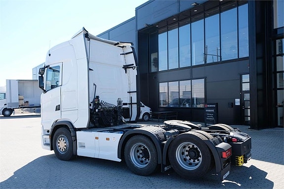 Scania S660 V8 6x2 dragbil 2024 3 of 11