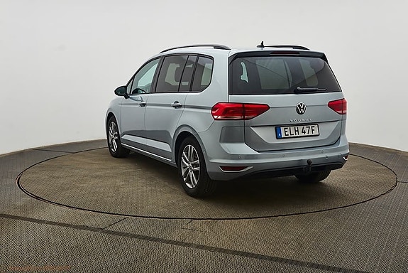 Volkswagen Touran 5 of 11