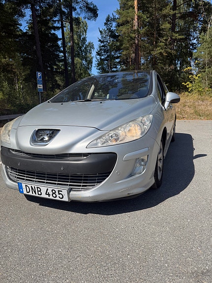 Peugeot 308 6 of 12