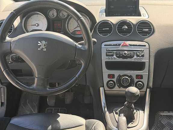 Peugeot 308 12 of 12