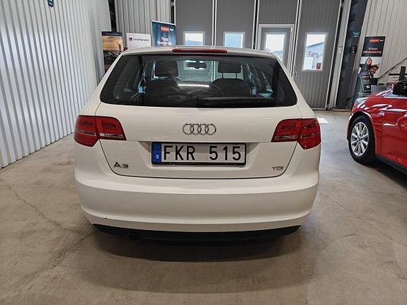 Audi A3 8 of 15
