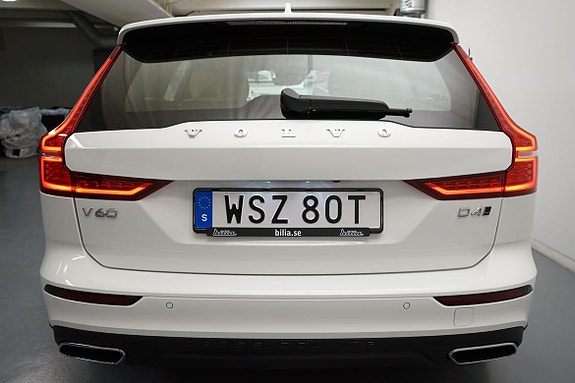 Volvo V60 Cross Country 18 of 20