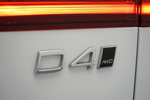 Volvo V60 Cross Country 16 of 20
