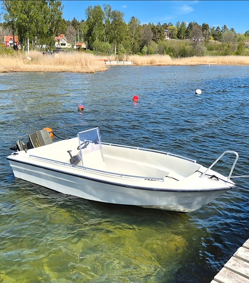 Styrpulpet Grisslan 475 med 70hk Evinrude 6 of 7