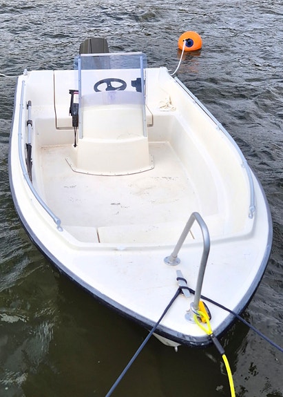 Styrpulpet Grisslan 475 med 70hk Evinrude 5 of 7