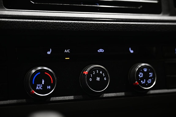 Volkswagen Crafter 20 of 30