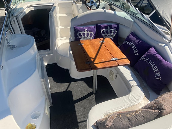 Glastron GS 269 -07 Volvo penta GXI duopropp svensåld 230volt 3 of 10