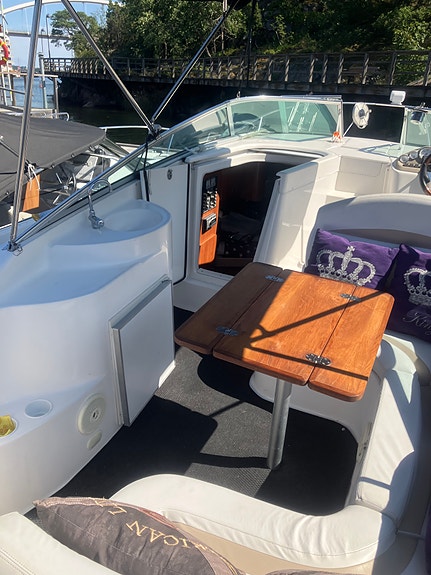 Glastron GS 269 -07 Volvo penta GXI duopropp svensåld 230volt 7 of 10