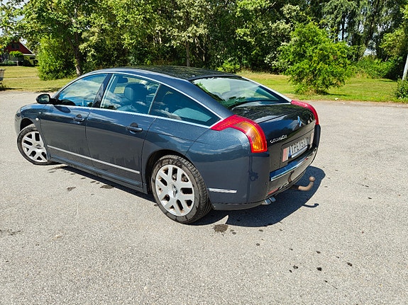 Citroen C6 4 of 5
