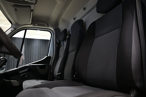 Renault Master 25 of 28