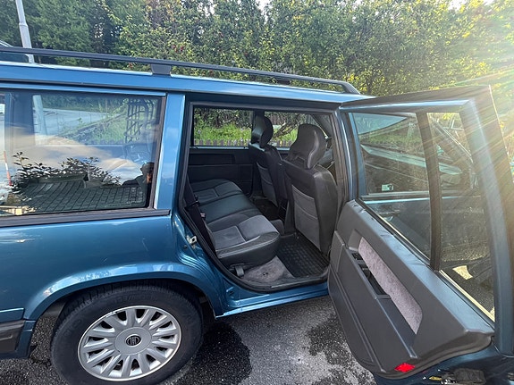 Volvo 940 4 of 9