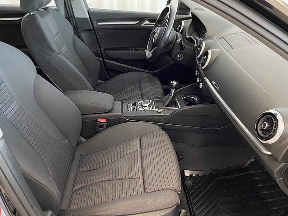 Audi A3 7 of 9