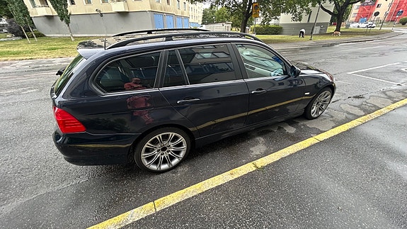 BMW 318d 2 of 21