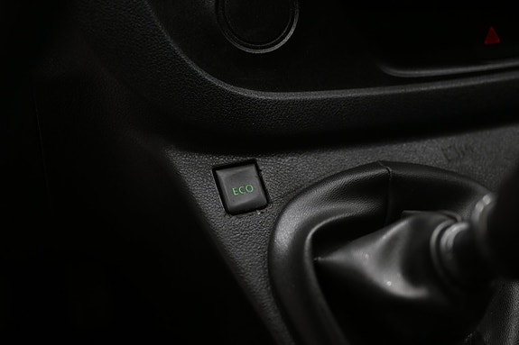 Opel Vivaro 21 of 28