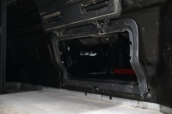 Opel Vivaro 11 of 28