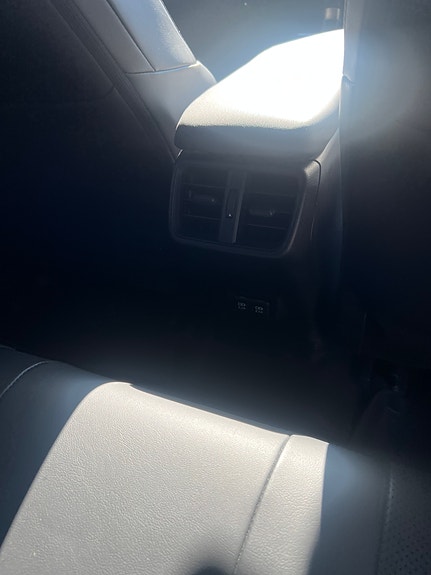 Lexus UX250h 7 of 12