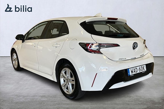 Toyota Corolla 2 of 21