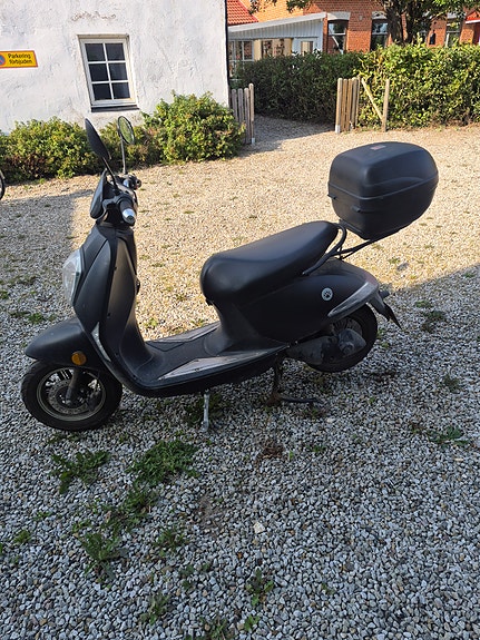 Vespa Vessla Vässla 3 of 4