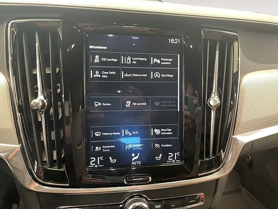 Volvo V90 Cross Country 19 of 26