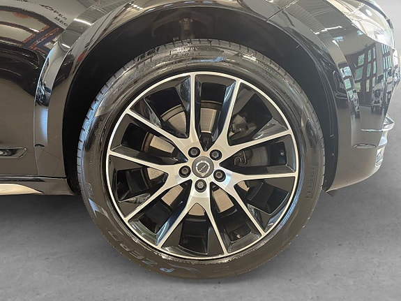 Volvo V90 Cross Country 8 of 26