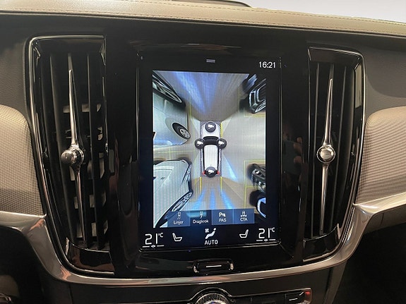Volvo V90 Cross Country 20 of 26