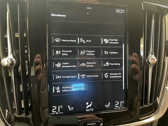 Volvo V90 Cross Country 21 of 26