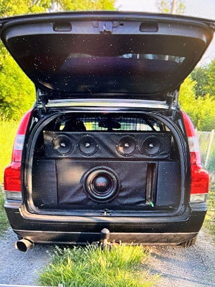 Volvo V70 5 of 5